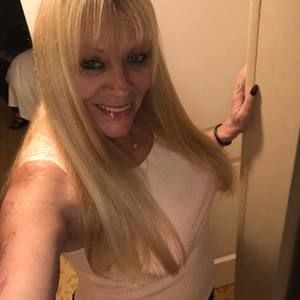 Meet your Posher, Marcia